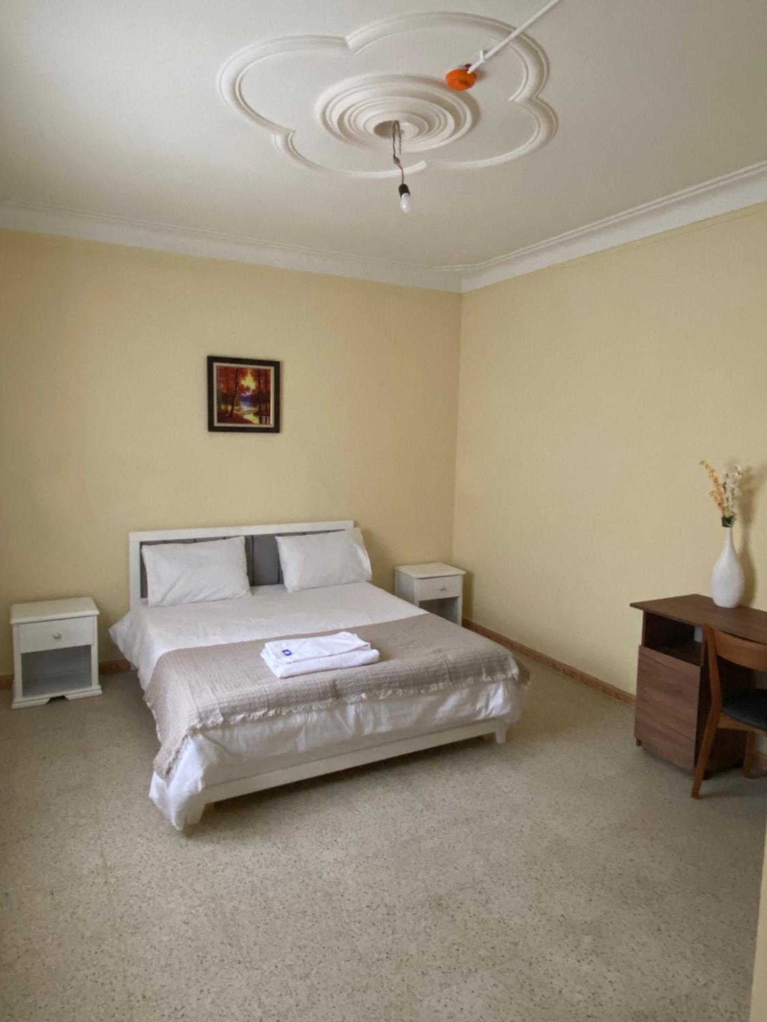 Hostel Apart Maison Blanche Ngoại thất bức ảnh