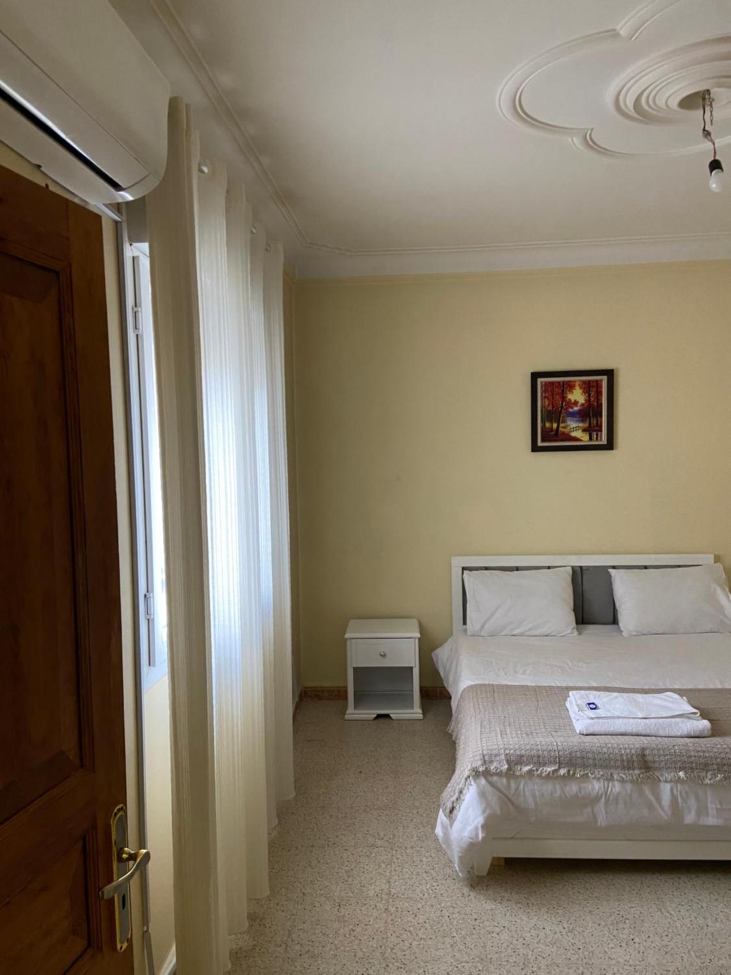 Hostel Apart Maison Blanche Ngoại thất bức ảnh